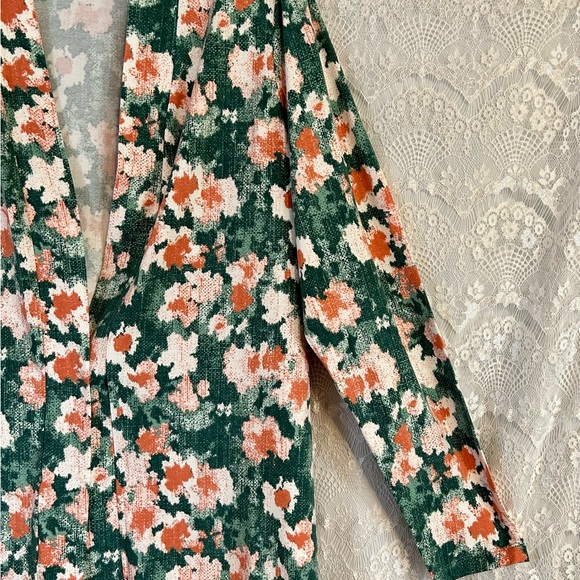 NWT Denim & Co Lightweight Knit Cardigan- Medium - Picture 2 of 8